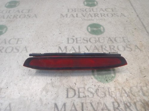 Piloto trasero central - trasero, /